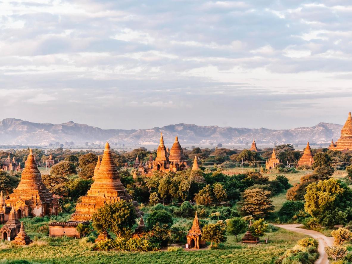 DU LỊCH MYANMAR CÓ AN TOÀN KHÔNG TOUR MYANMAR 2025 KHÁM PHÁ BÍ ẨN VỀ NHỮNG ĐỀN CHÙA LINH THIÊNG MỖI ĐIỂM ĐẾN LÀ MỘT CÂU CHUYỆN TÂM LINH TOUR 4N3Đ TRỌN GÓI GIÁ RẺ (SUMMIT TRAVEL CHUYÊN DÒNG TOUR PHẬT GIÁO) 